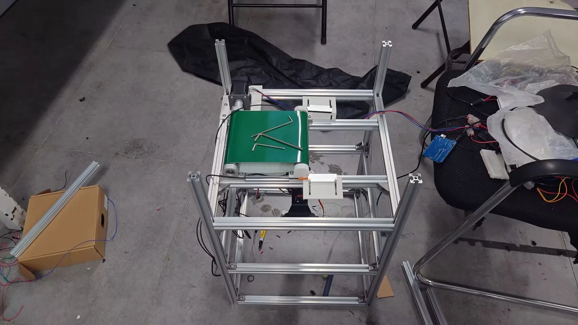 工创赛 - 生活垃圾智能分类装置