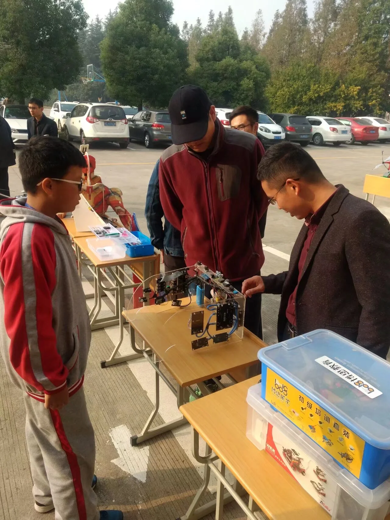 设备与积木教具展示